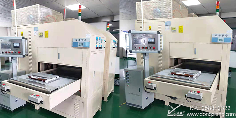 汽車遮陽(yáng)簾高周波焊接機(jī) 汽車遮陽(yáng)簾高周波焊接機(jī)