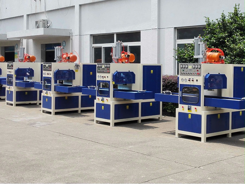 PET吸塑包裝高周波熔斷機(jī) 批量吸塑包裝高周波熔斷機(jī)