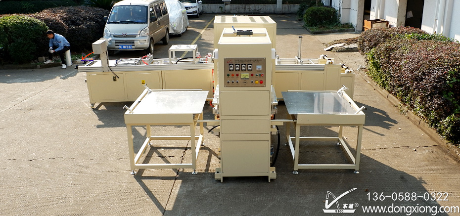 全自動高周波拉料機圖2 全自動高周波拉料機圖2
