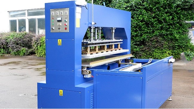 焊接針刺墊用什么熱合機(jī)？